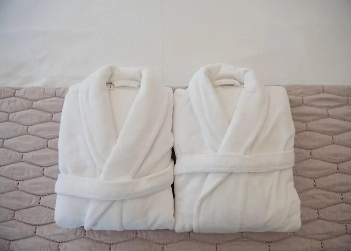 Jensen Luxury شقة فندقية