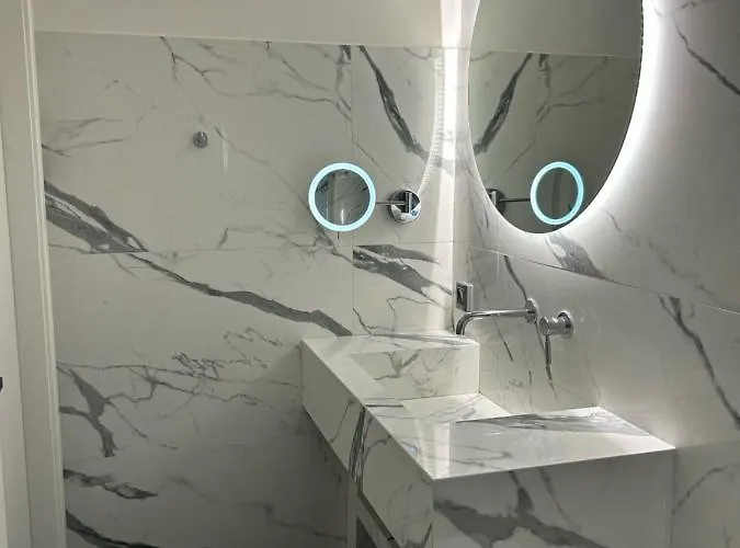 Jensen Luxury Apart-hotel 4*