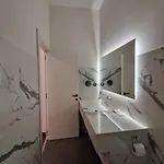 Jensen Luxury شقة فندقية 4*