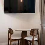 Jensen Luxury شقة فندقية 4*