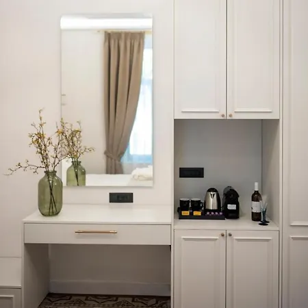 Jensen Luxury Rhodes City