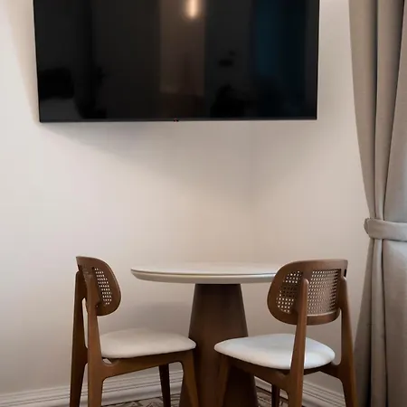 Jensen Luxury Апарт-готель 4*