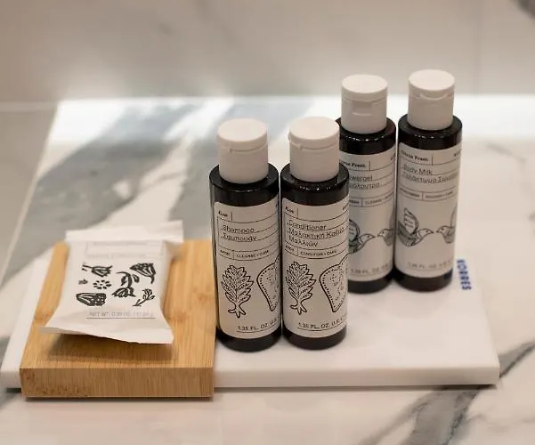 מלון דירות Jensen Luxury 4*