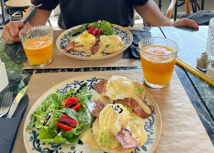 Jensen Luxury מלון דירות 4*